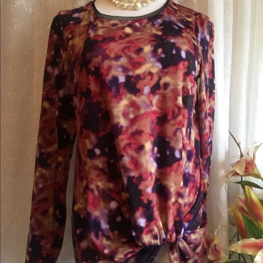 Simply Vera by Vera Wang knotted front top
